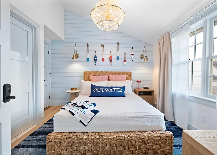 Cutwater Inn & Suites
